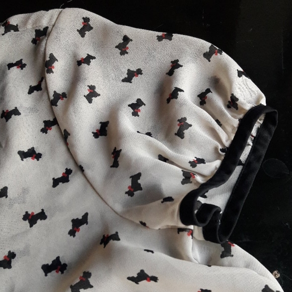 Scottie Dog flowy top with Peter Pan collar - Picture 8 of 11